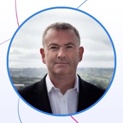 Gareth Davies headshot